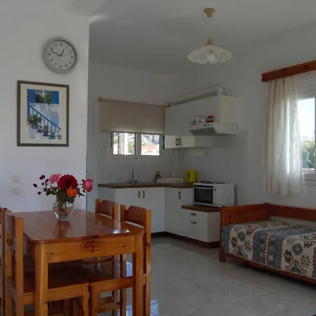Odyssia Apartment *